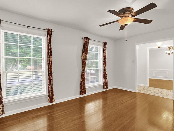 2nd image of 2372 Lovitt Dr