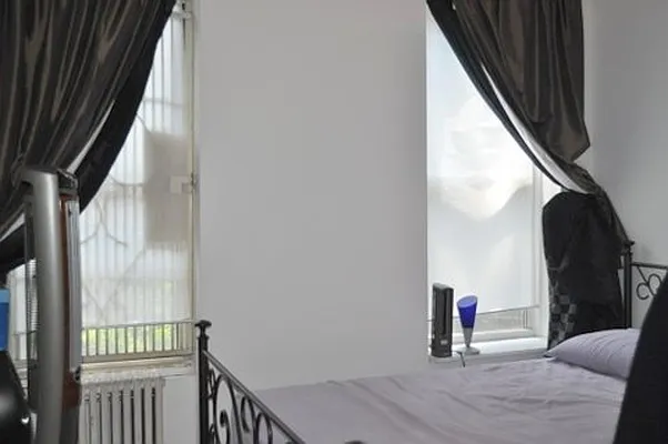 Rented by Douglas Elliman | media 24