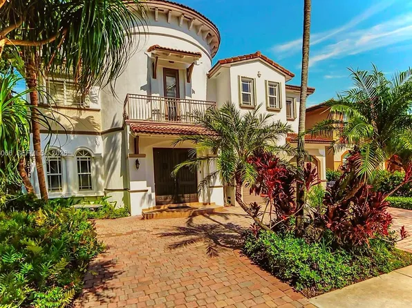 6502 SW 162nd Ct, Miami, FL 33193