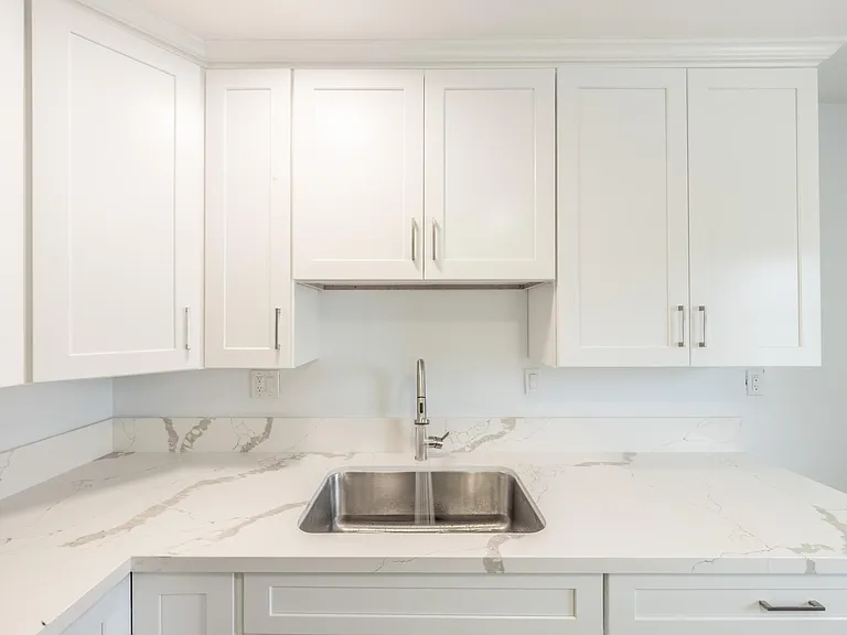 12547 Josephine St — Photo 9