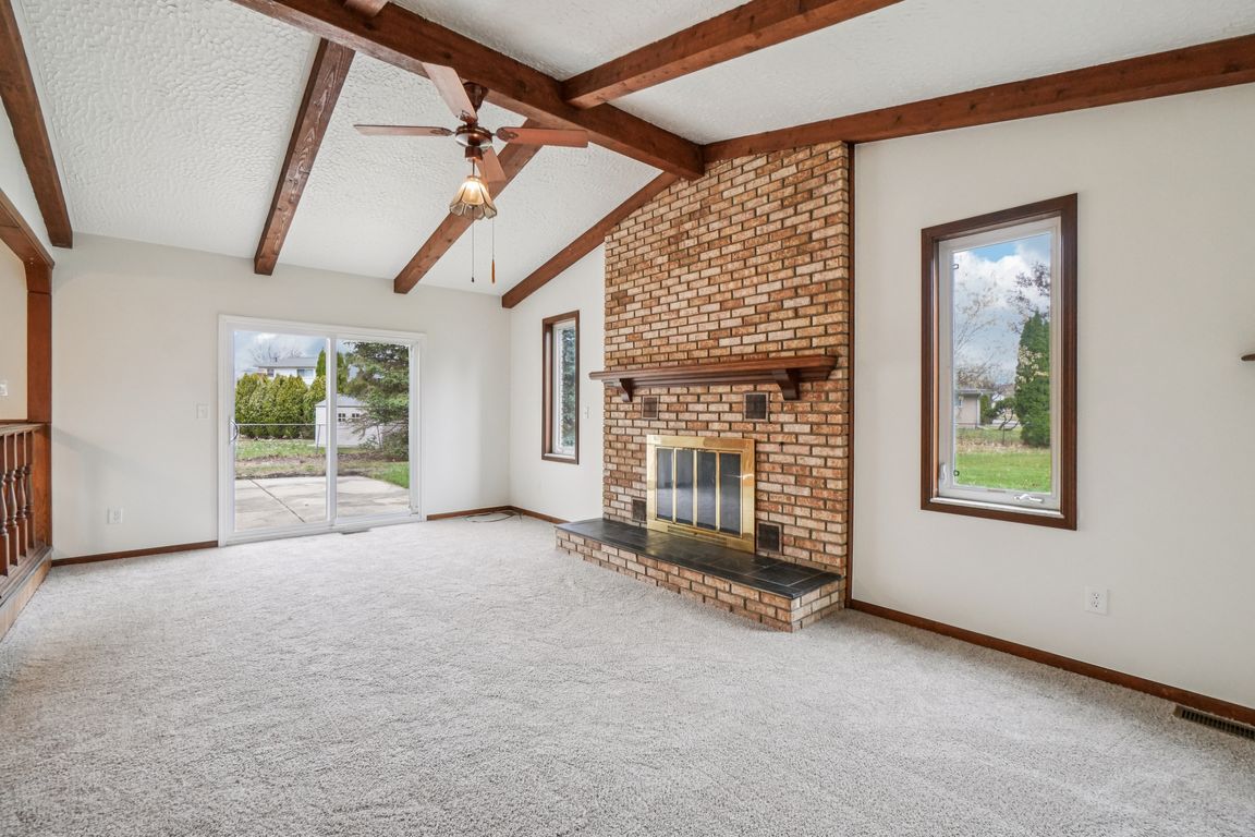 next background image