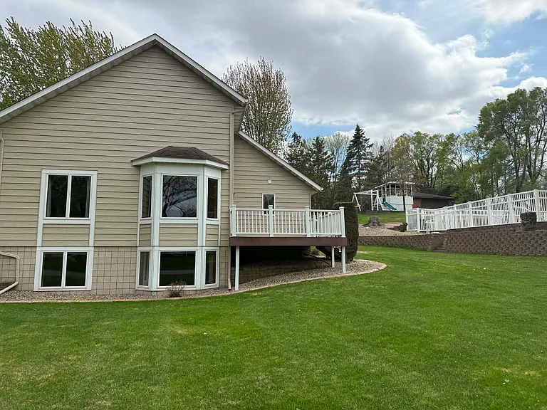 2215 Imperial Dr — Photo 29