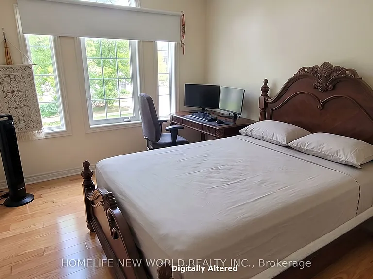 118 Gemini Cres — Photo 16