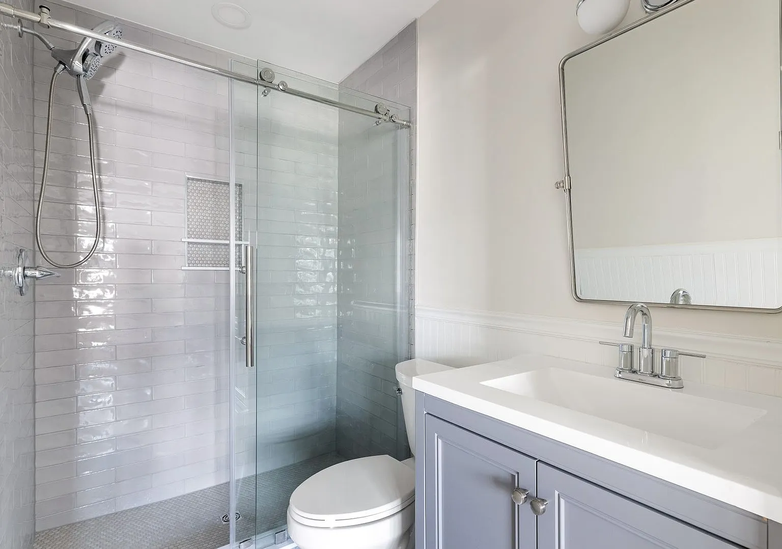 664 Swinton Court — Photo 4