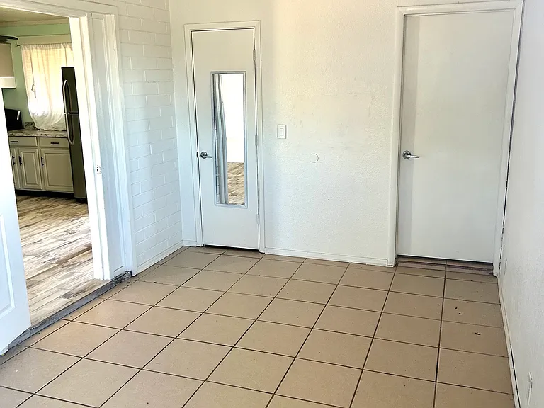 408 N Weidner Ave — Photo 10