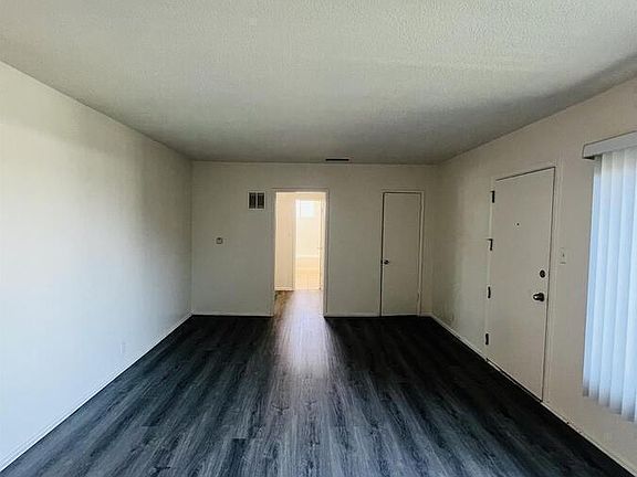 4th image of 3409 W 104th St APT 3