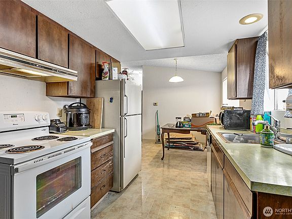 5th image of 3340 Cherrywood Avenue