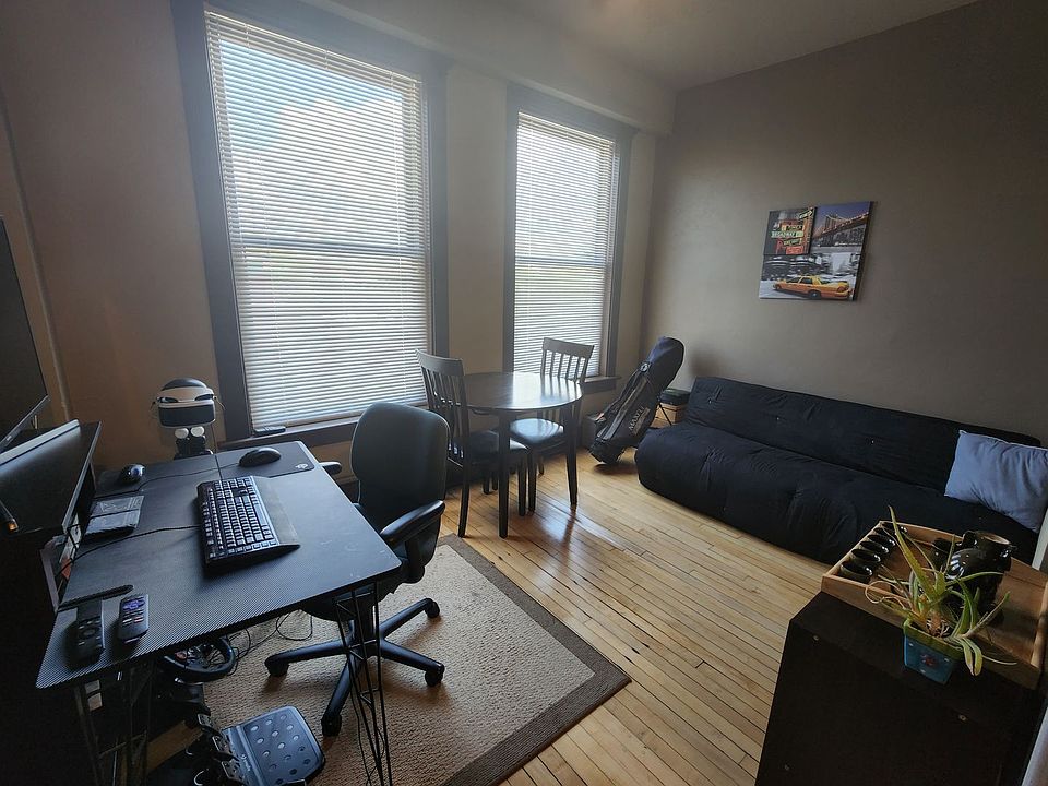 Platten Place Apartments 241 N Broadway St Green Bay WI Zillow