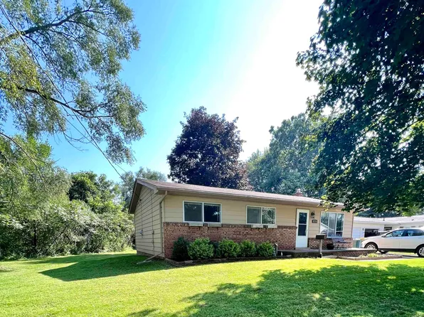 67790 Fitzgerald St, Richmond, MI 48062