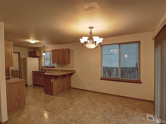 3rd image of 19306 12th Avenue Ct E