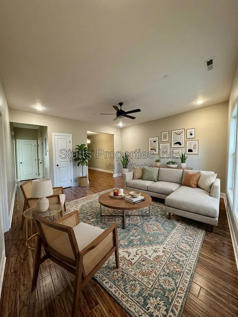 2 bed, 2.0 bath, $995 — Photo 1