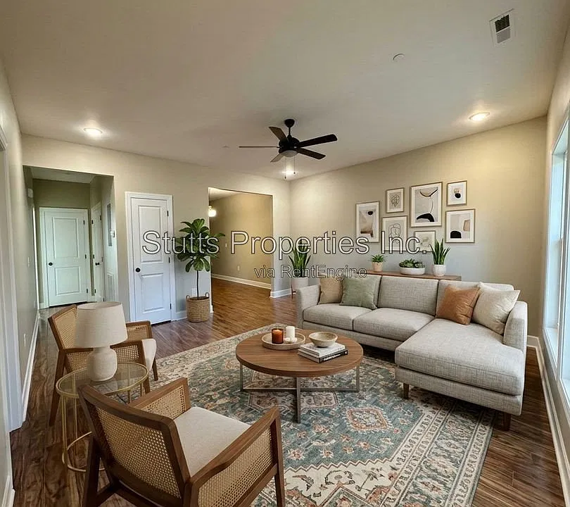 145 Bruin Dr #205