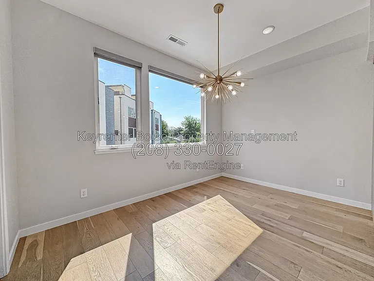 1198 S Marietta Spur Ln — Photo 8