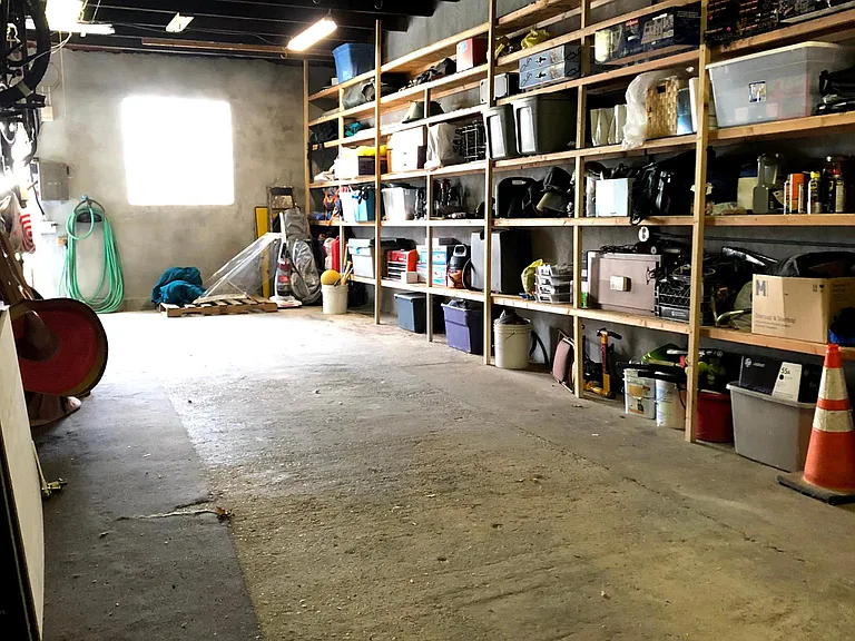 3347 Emerald St — Photo 30
