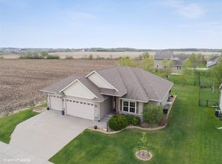 765 Berkshire Ln, North Liberty, IA 52317