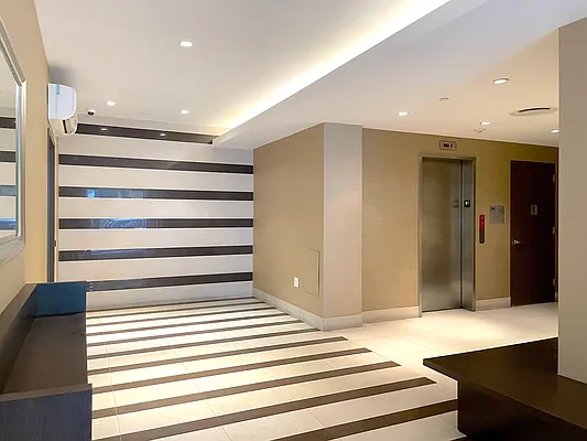 Rented by Compass | media 32