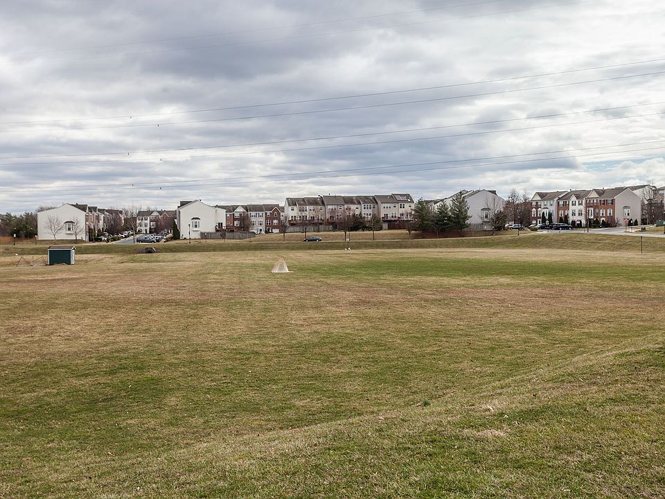 2nd image of 2507 Shelley Cir Unit 1A