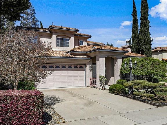 2nd image of 395 Enrico Ln
