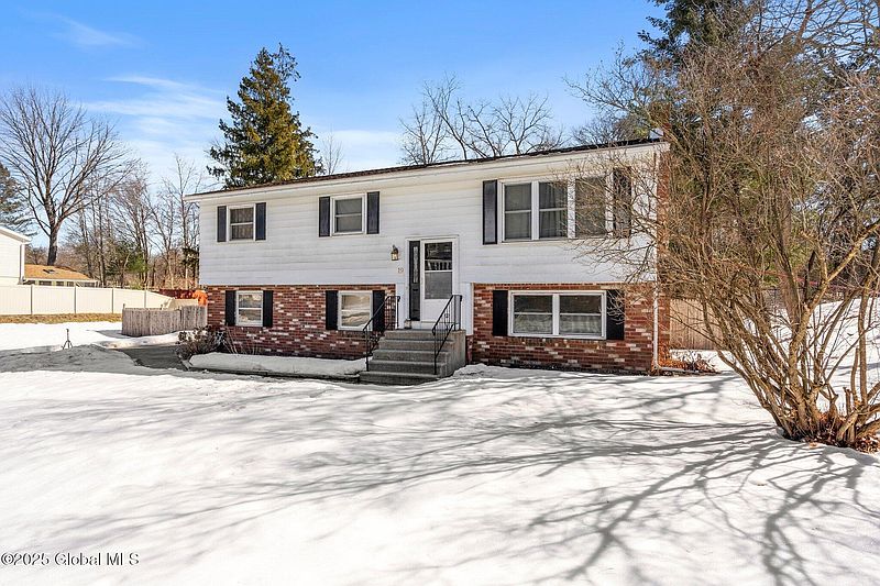 5th image of 19 Cortland Boulevard