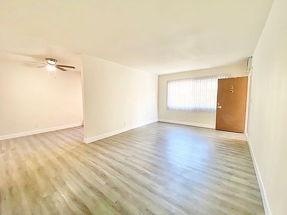 5th image of 13205 Barbara Ann St APT 14