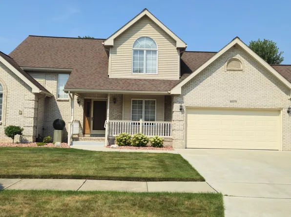 32270 Liparoto Dr, Rockwood, MI 48173