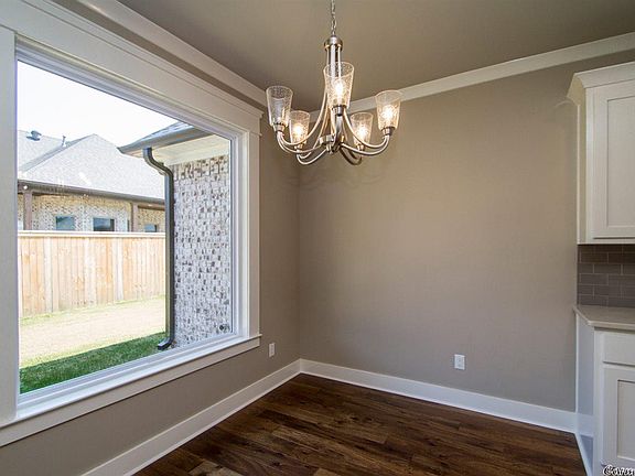 4th image of 2230 Abigail Dr