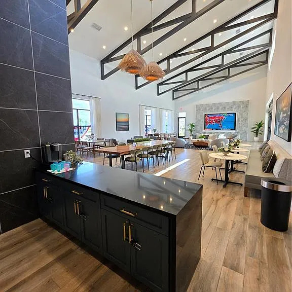 2587 Runners Cir — Photo 48