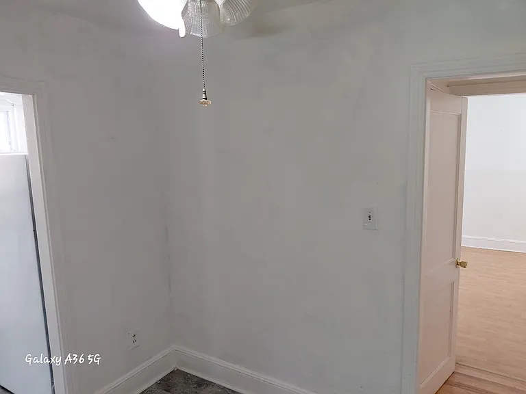 916 Carol St — Photo 8