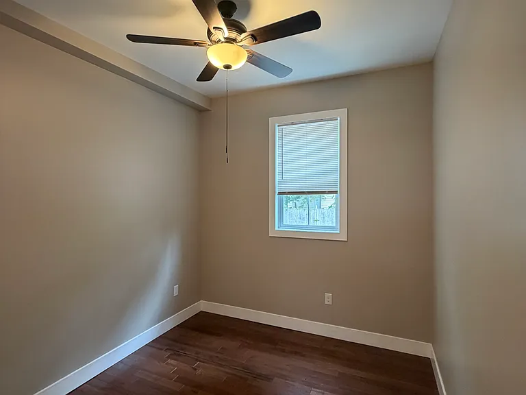 521 Warren St #2 — Photo 9