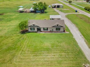 13229 Blakely Ln, Sanger, TX 76266
