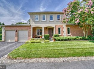 10 Clifton Ct, Pikesville, MD 21208