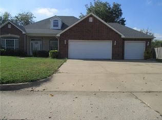 1632 N Greenwood Pl, Tulsa, OK 74106