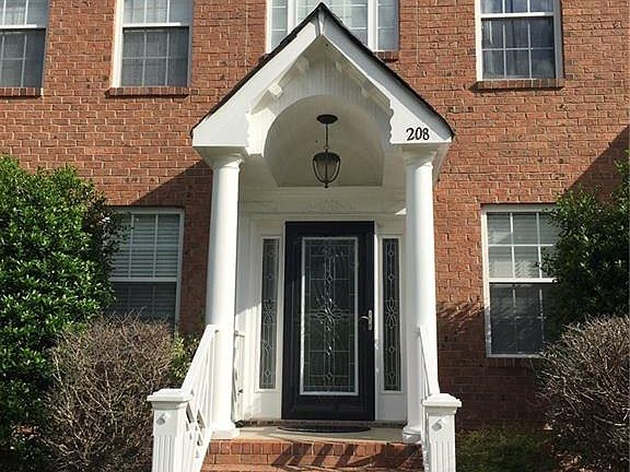 2nd image of 208 Christa Dr