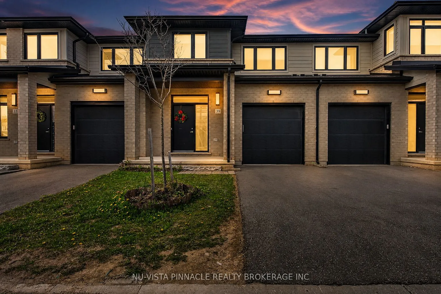 3 bed, $2,599 — Photo 4
