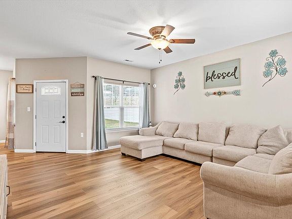 5th image of 1198 Stonegate Cir NW