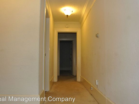 3rd image of 735 Wisconsin St