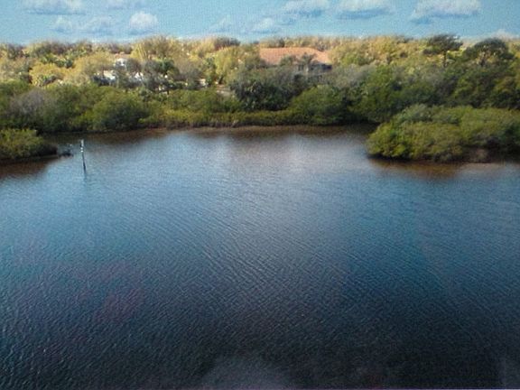Boating out your back door!
