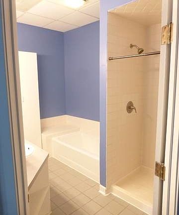 4th image of 2218 N Clybourn Ave #2II