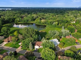 1220 Sycamore Ln N, Plymouth, MN 55441