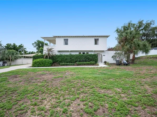 905 Fairlington Dr, Lakeland, FL 33813