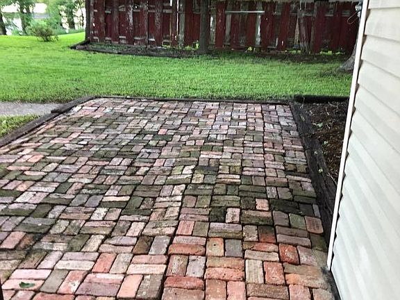 4th image of 2120 Island Point Dr