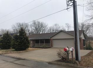 1330 Greenway Dr, Jackson, MO 63755