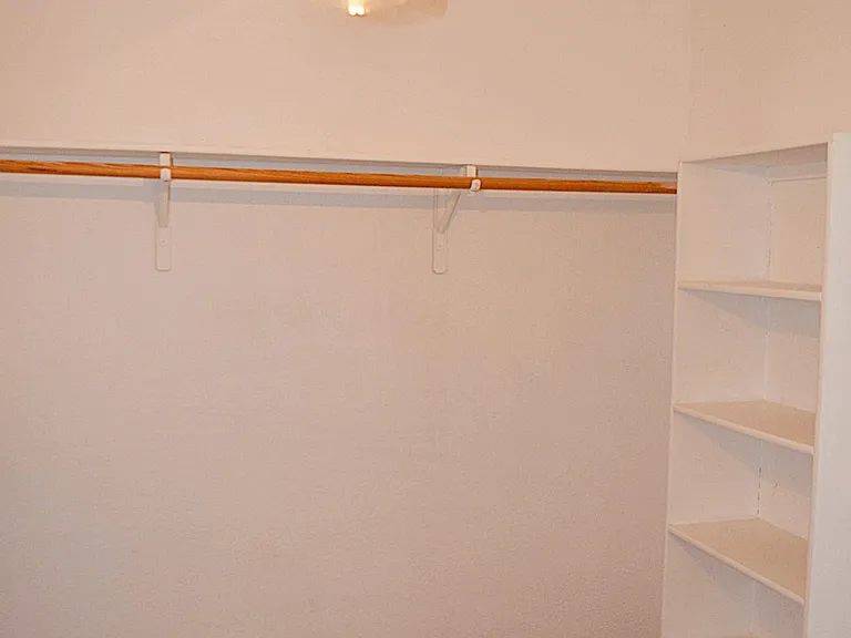 5000 Sydney Harbour Ct — Photo 35
