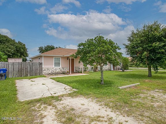 3rd image of 280 Sunset Dr