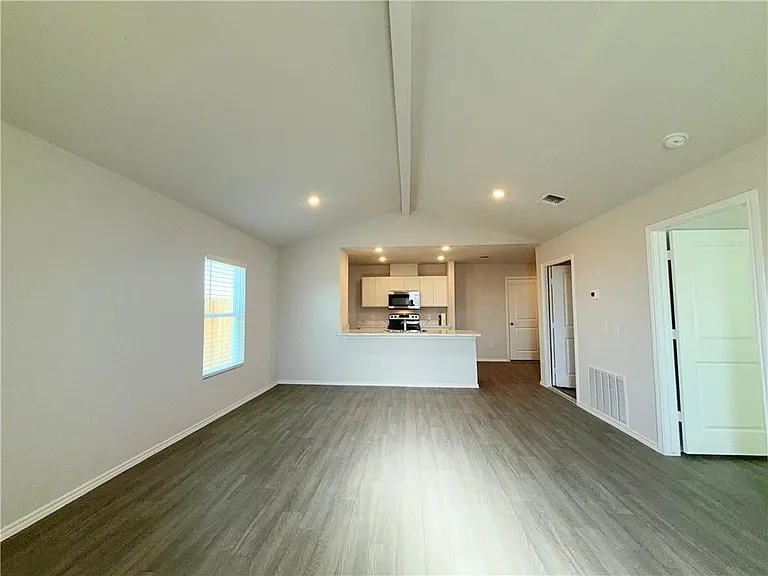 3606 Perry — Photo 2