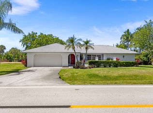 6742 Overlook Dr, Fort Myers, FL 33919