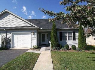 129 Westhall Dr, Charles Town, WV