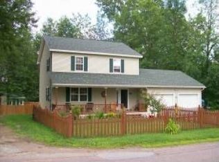 81 Lo Newton St, Saint Albans, VT 05478