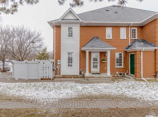 100 Blue Spruce St, Brampton, ON L6R 1C3