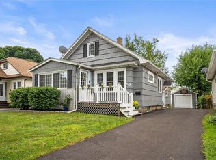 62 Castleford Rd, Rochester, NY 14616